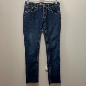 Women’s medium-wash jeans